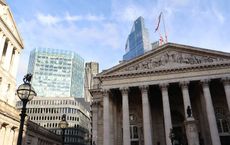 Article Image for Fintech Innovations Reshaping UK Banking  