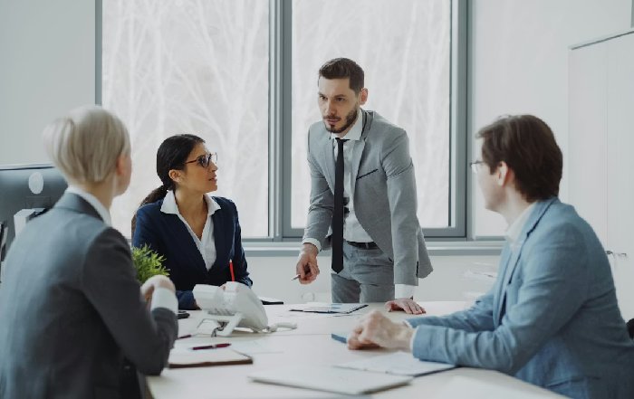 Article Image for Leadership Communication During Crises  